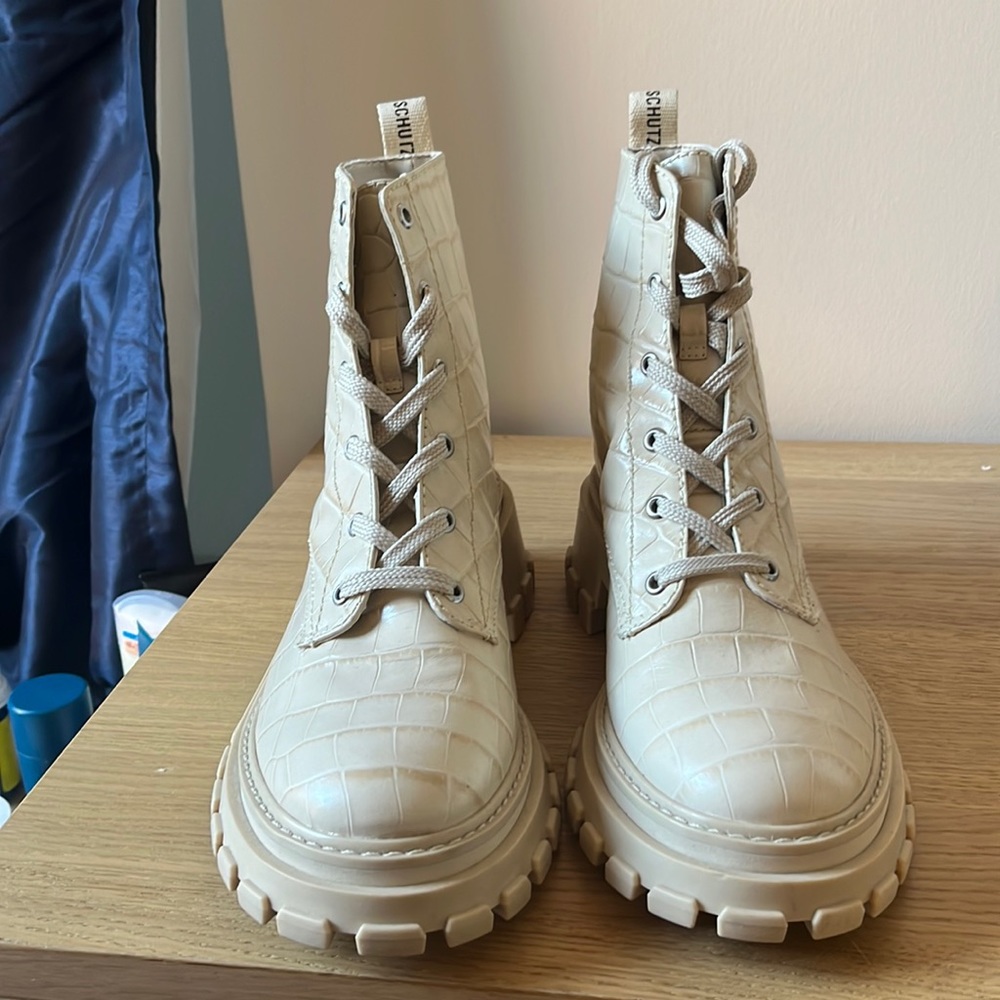 Schutz Orly Crocodile-Embossed Leather Bootie S 10